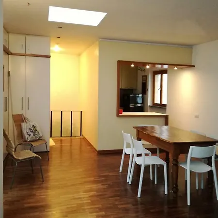 Apartment Un Patio In Centro Perugia